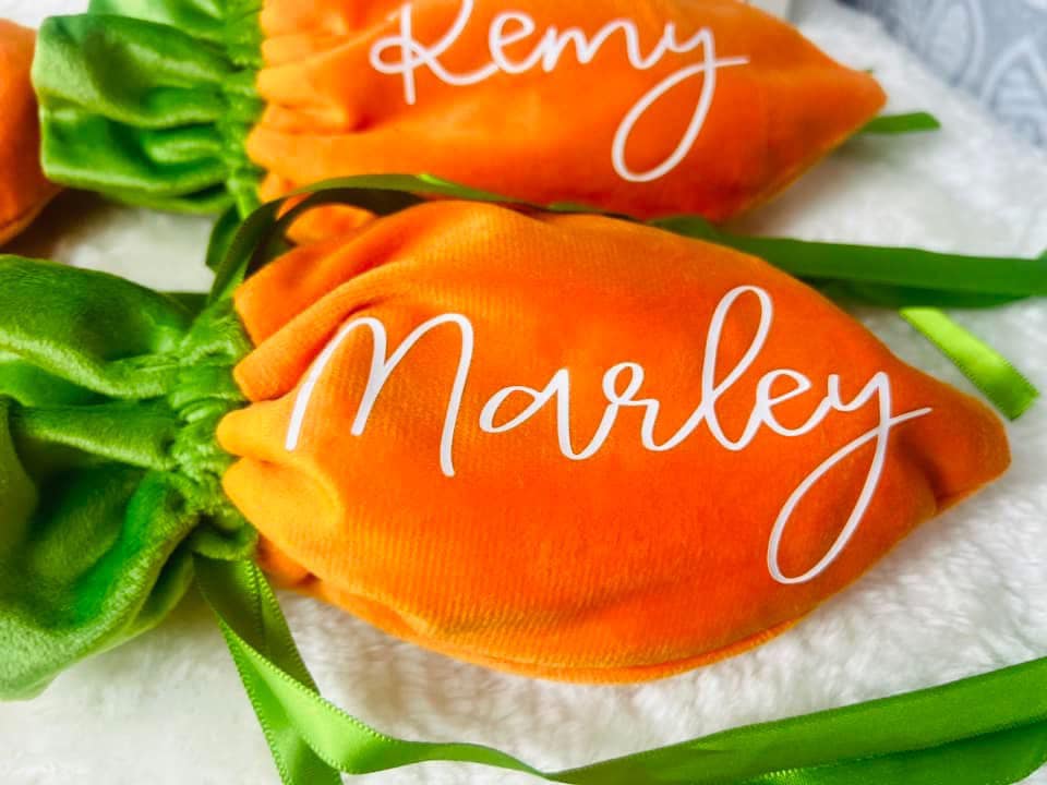 PERSONALISED EASTER CARROT VELVET DRAWSTRING BAGS