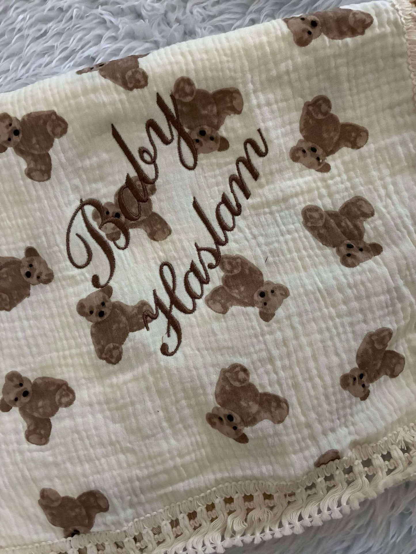 EMBROIDERED BROWN BEAR PERSONALISED BABY BLANKET
