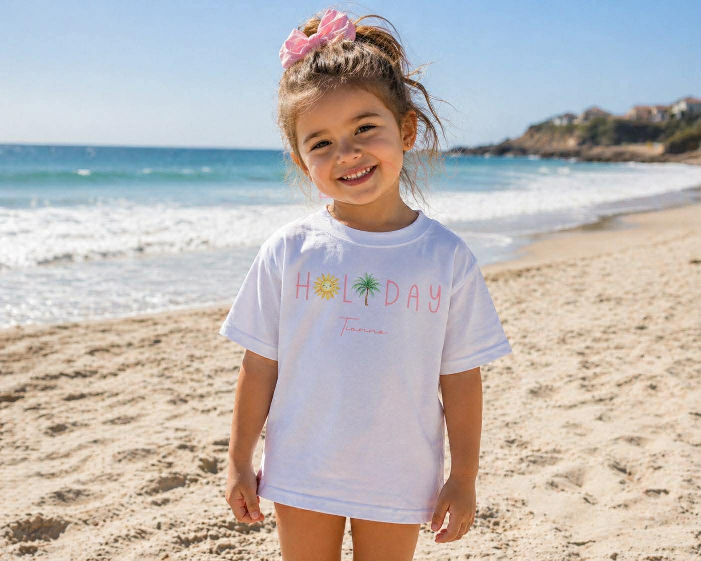 HOLIDAY PINK PERSONALISED T-SHIRT