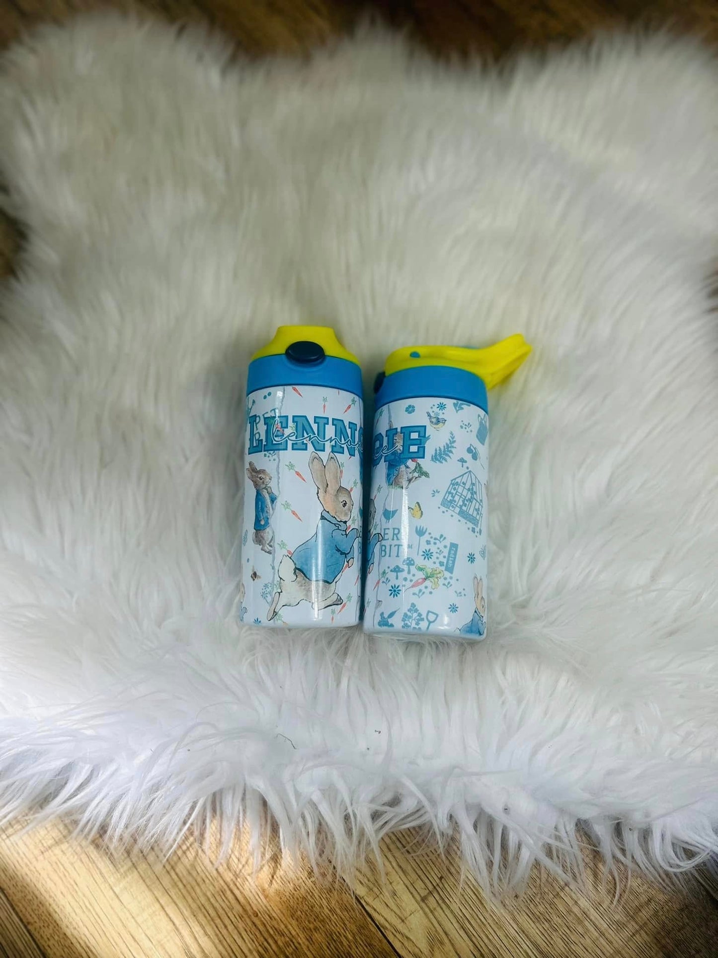 BLUE JACKET BUNNY WATERCOLOR 2 TONE PERSONALISED BOTTLE