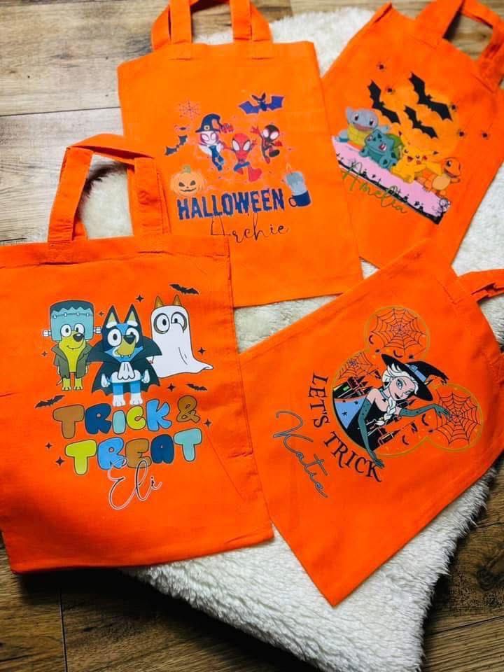 PERSONALISED ORANGE TRICK OR TREAT BAG
