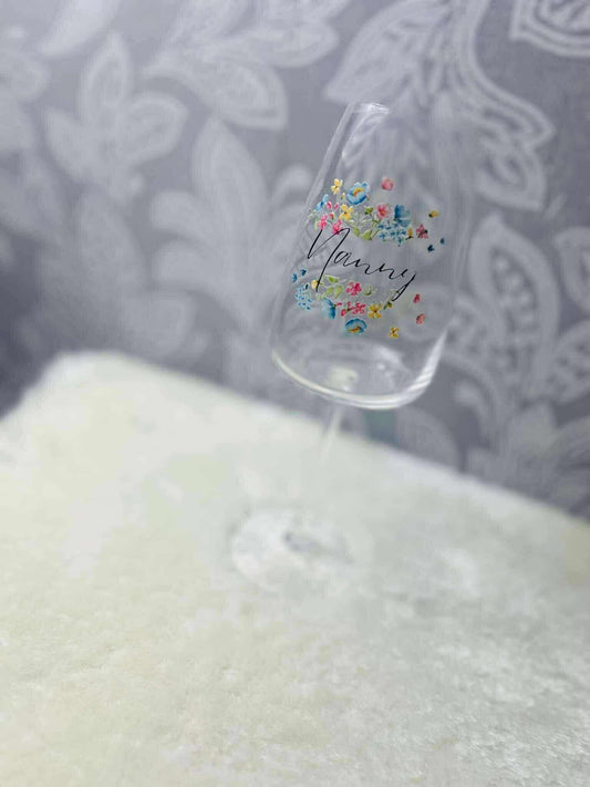 Personalised floral design wine glass