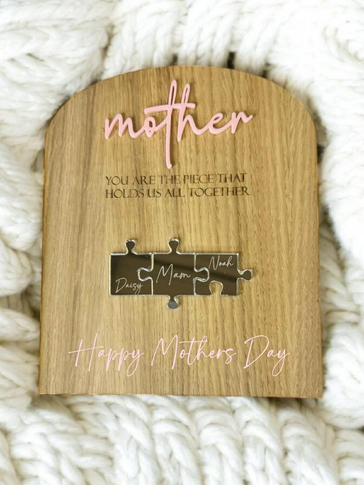 Personalised jigsaw piece Mother’s Day board