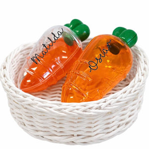 Fillable carrot shaped sweet tubs