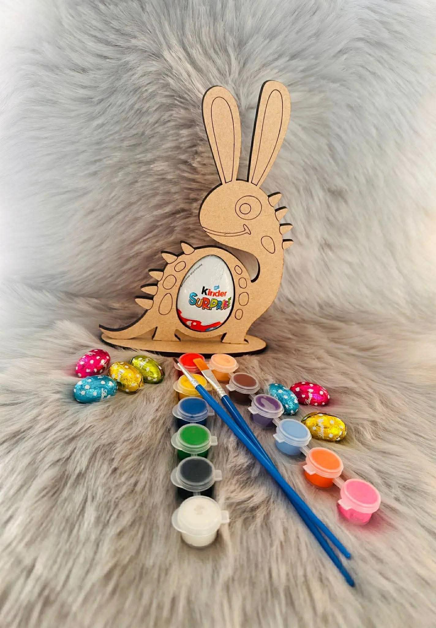 Personalised paint your dinosaur egg holder