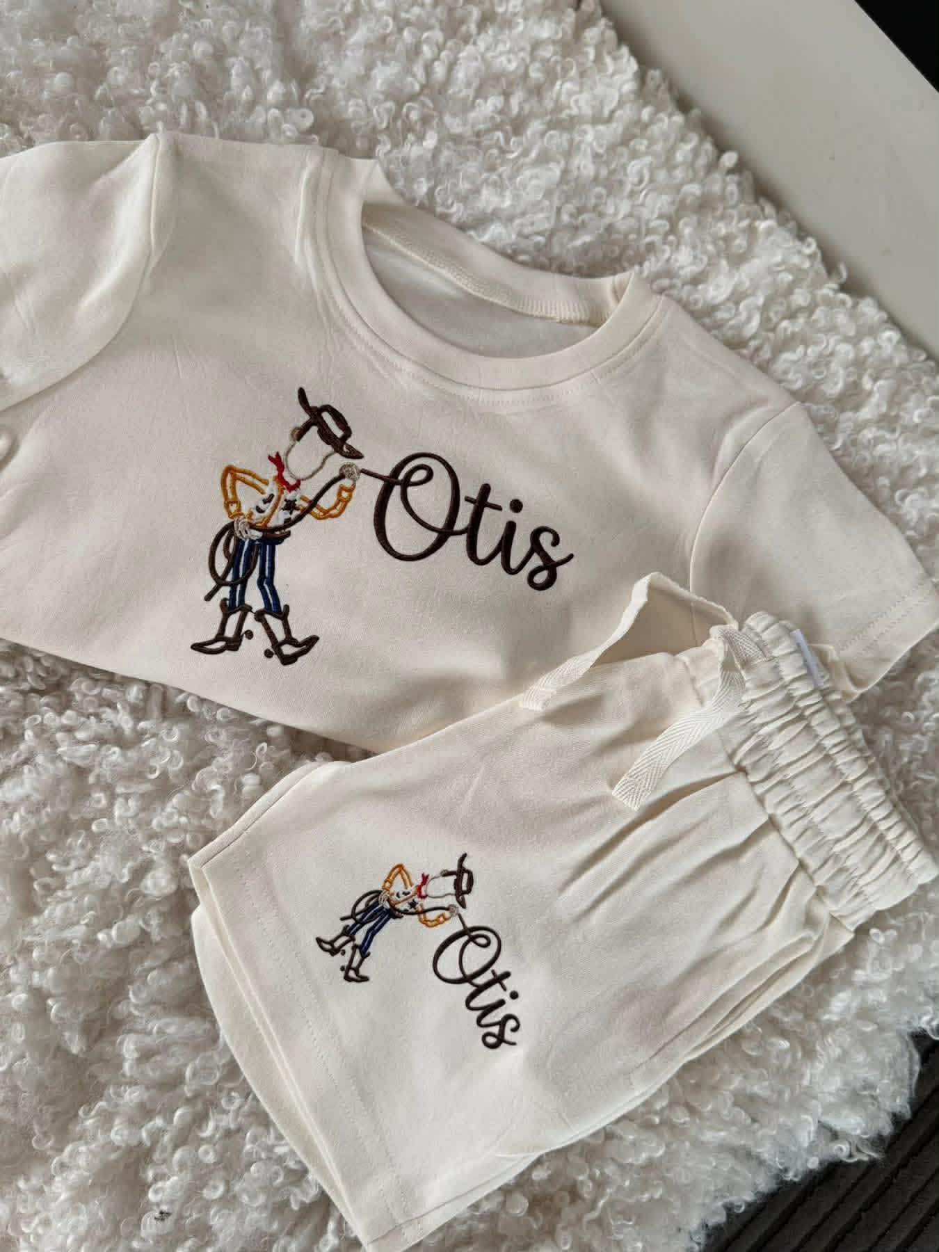 PERSONALISED EMBROIDERY STYLE COWBOY DESIGN SHORT SET