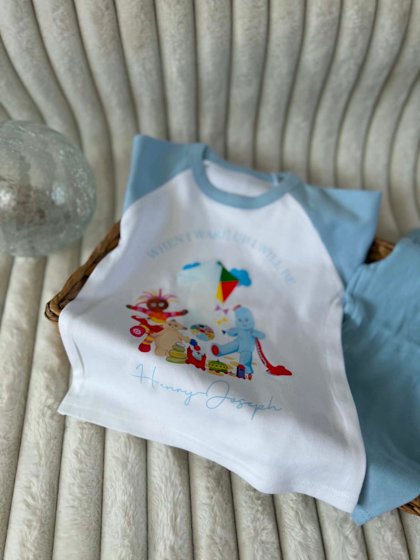 Daisy, makka and piggle personalised night garden pjs