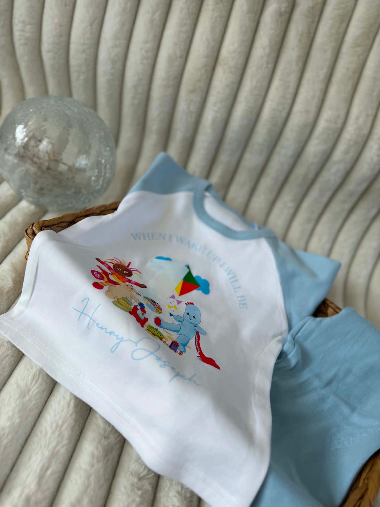 Daisy, makka and piggle personalised night garden pjs