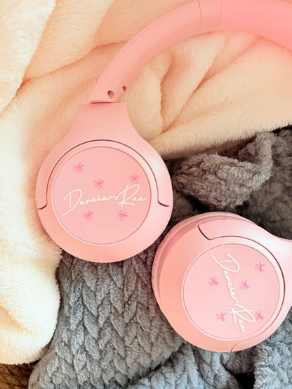 Wireless headphone bow design